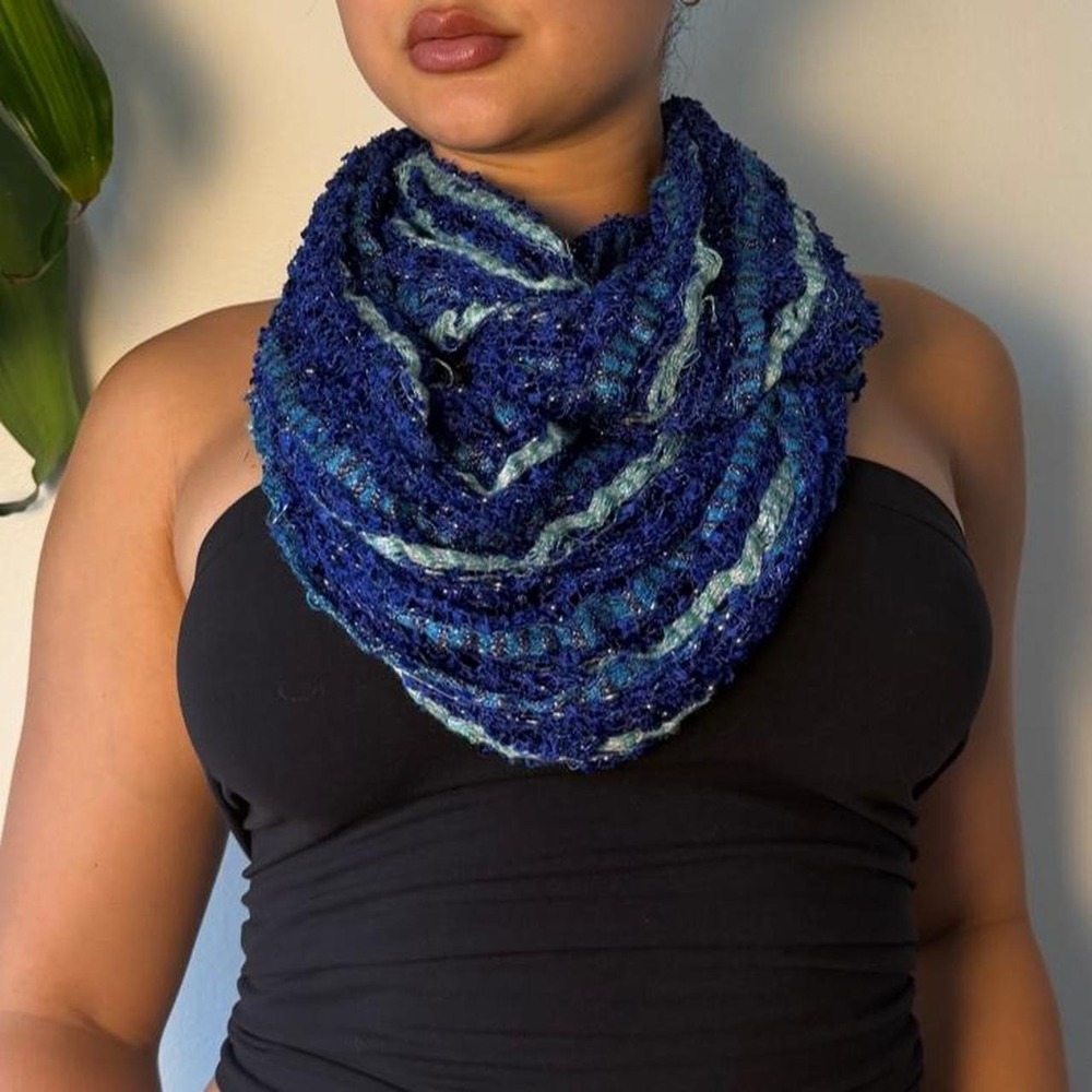 Apt 9 Blue Teal Sequin Metallic Knit Infinity Scarf Mermaid Boho Chic Sparkly